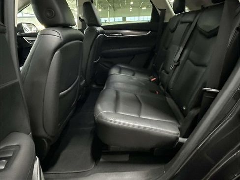 Used 2018 Cadillac XT5 Luxury w/ Driver Awareness Package image 31