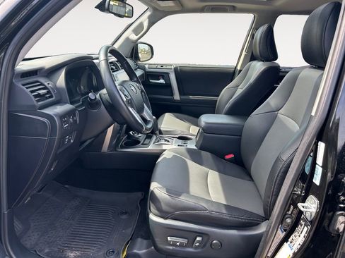Used 2024 Toyota 4Runner SR5 Premium w/ Moonroof Package AWD/4WD image 6