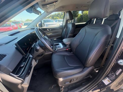Used 2026 Kia Carnival FWD image 34