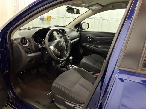 Used 2018 Nissan Versa SV image 24