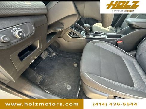 Certified 2025 Chevrolet TrailBlazer LS w/ LS Convenience Package FWD image 33