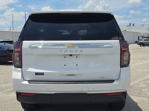 Used 2024 Chevrolet Tahoe LT w/ Luxury Package RWD image 4