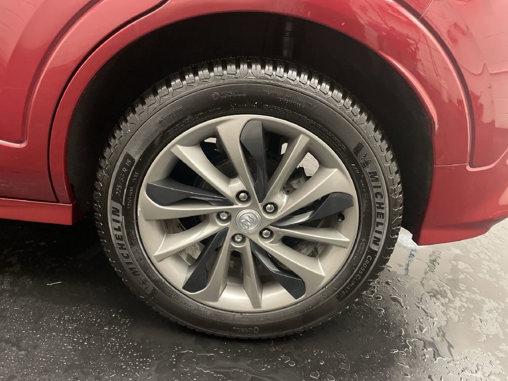 Used 2021 Buick Encore GX Select w/ Sport Touring Package FWD image 24