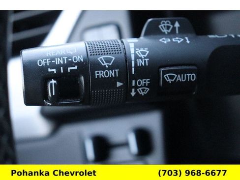 Used 2019 GMC Yukon SLE w/ HD Trailering Package image 10