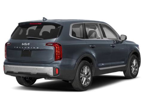 Used 2025 Kia Telluride LX FWD image 5
