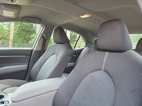Certified 2022 Toyota Camry LE FWD image 23