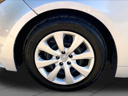 Used 2024 Toyota Corolla LE FWD image 11
