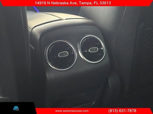 Used 2021 Mercedes-Benz GLA 250 w/ Premium Package image 25