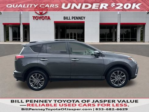 Used 2018 Toyota RAV4 Limited FWD image 6