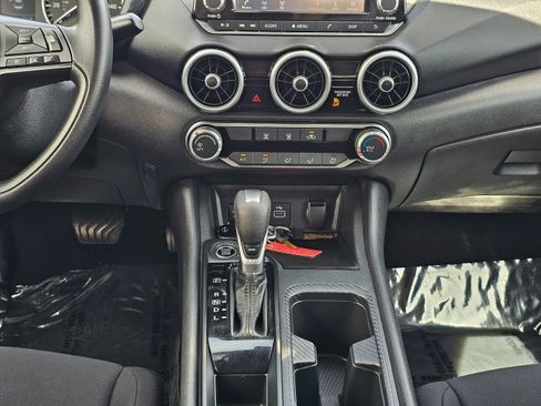 Used 2024 Nissan Sentra S image 23