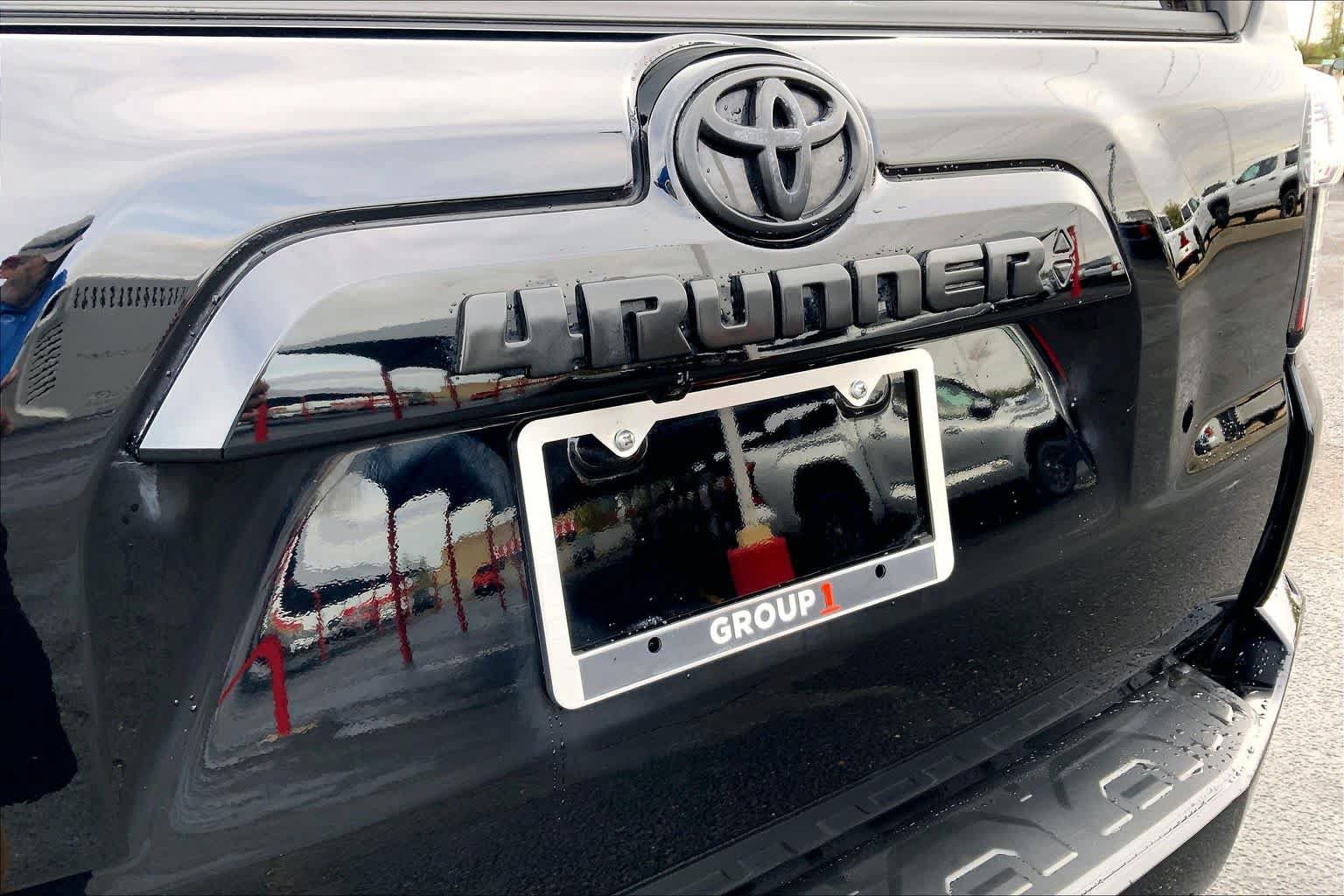 Used 2021 Toyota 4Runner SR5 Premium w/ Moonroof Package RWD image 31