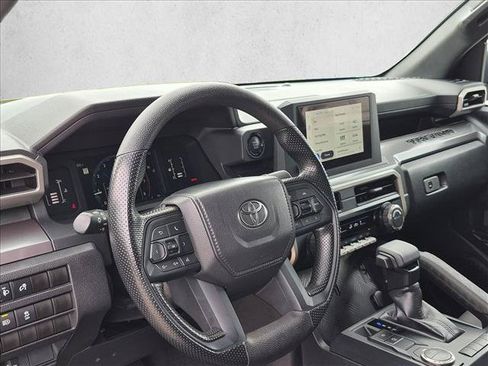 Used 2025 Toyota Tacoma SR5 RWD image 10