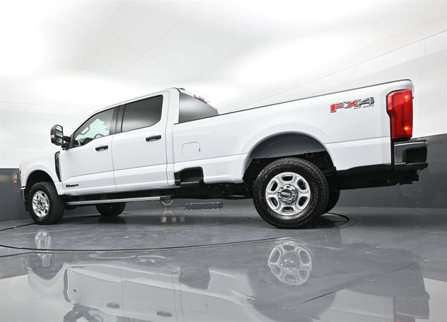 Certified 2026 Ford F350 XLT w/ FX4 Off-Road Package AWD/4WD image 34