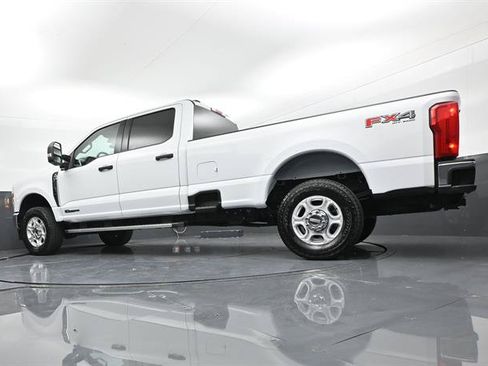 Certified 2026 Ford F350 XLT w/ FX4 Off-Road Package AWD/4WD image 34