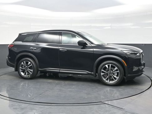 Used 2025 INFINITI QX60 Luxe w/ Vision Package AWD/4WD image 8