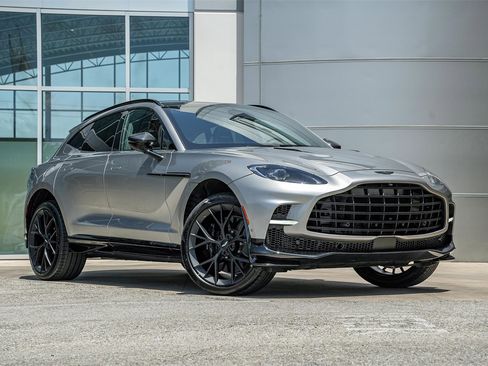 New 2025 Aston Martin DBX 707 image 1