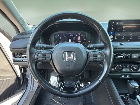 Used 2023 Honda Accord EX-L image 13
