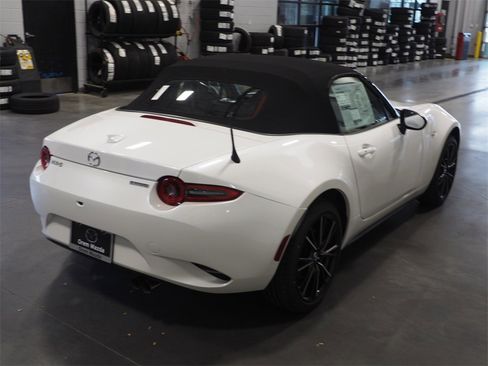 New 2025 MAZDA MX-5 Miata Grand Touring image 2