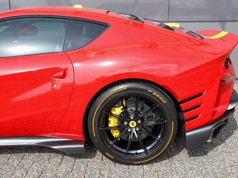 Certified 2023 Ferrari 812 Competizione image 34