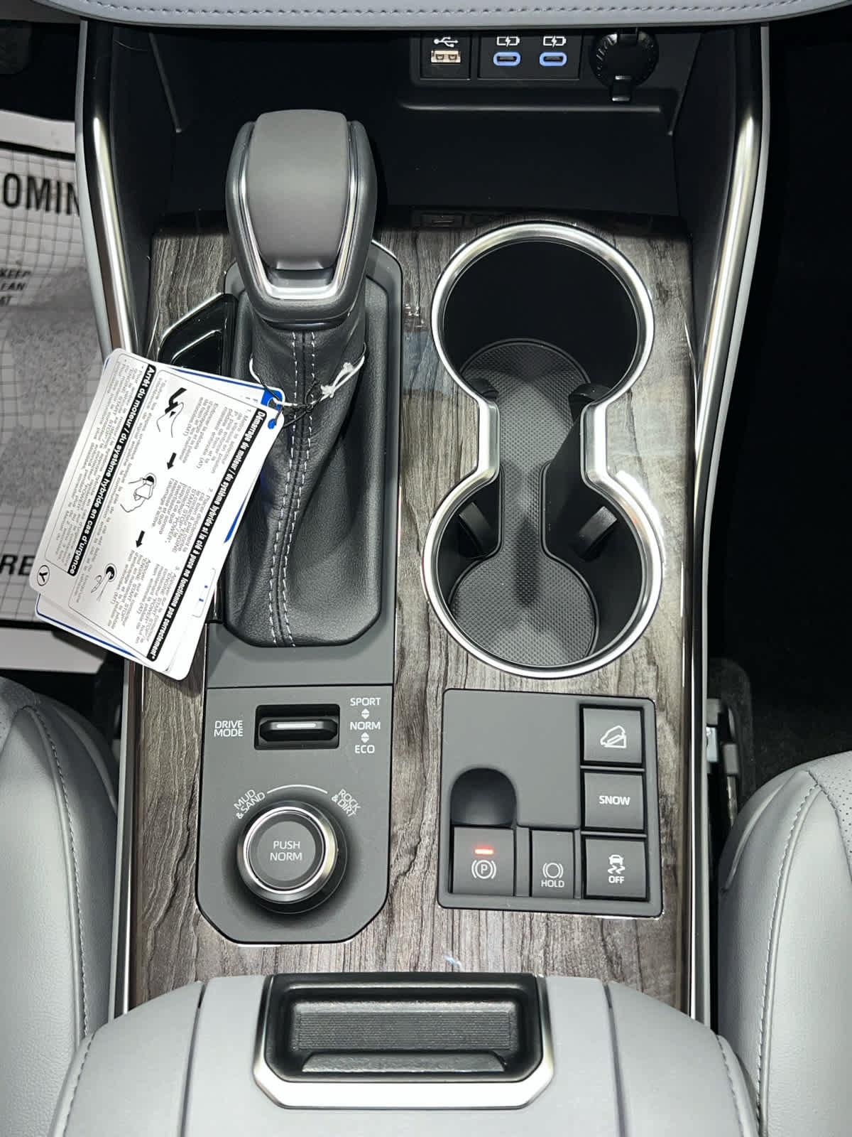 New 2026 Toyota Highlander Platinum AWD/4WD image 29