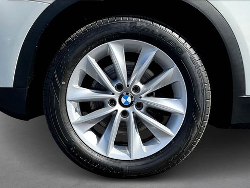 Used 2017 BMW X3 sDrive28i image 8