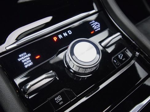Used 2023 Jeep Grand Cherokee L Overland AWD/4WD image 28