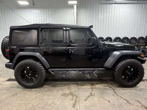 Used 2021 Jeep Wrangler Unlimited Willys image 22