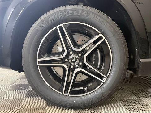 New 2026 Mercedes-Benz GLE 450 4MATIC image 9