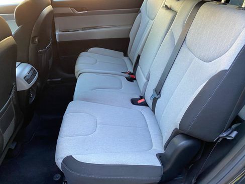 Used 2021 Hyundai Palisade SE FWD image 32