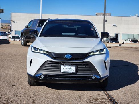 Used 2024 Toyota Venza Nightshade image 6