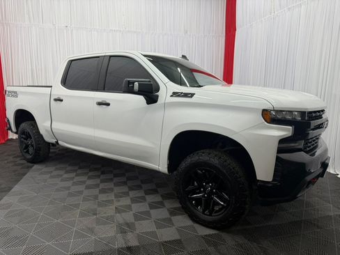 Used 2021 Chevrolet Silverado 1500 LT Trail Boss w/ Convenience Package II AWD/4WD image 4