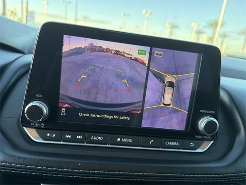 Used 2021 Nissan Rogue SV image 21