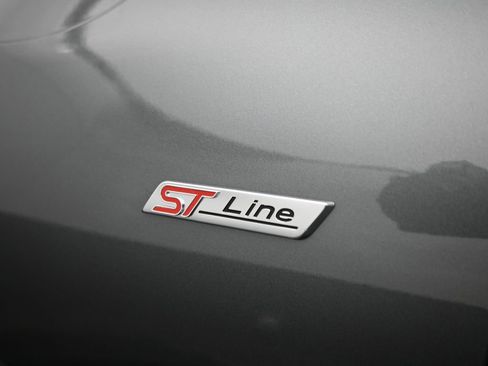 New 2026 Ford Escape ST-Line w/ Cold Weather Package image 15