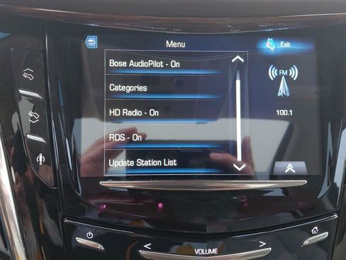 Used 2016 Cadillac Escalade Luxury AWD/4WD image 38