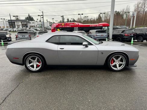 Used 2016 Dodge Challenger SRT Hellcat image 16
