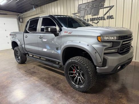 Used 2022 Chevrolet Silverado 1500 RST w/ Safety Package image 6