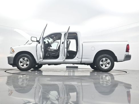 Used 2024 RAM 1500 Classic SLT image 44