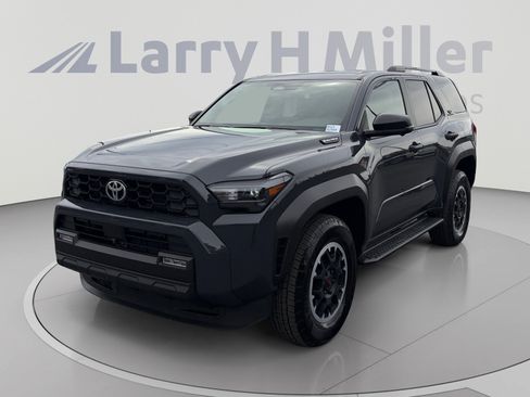 Certified 2026 Toyota 4Runner TRD Off-Road Premium AWD/4WD image 1