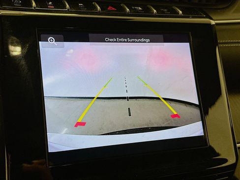 Used 2024 Jeep Grand Cherokee L Laredo image 22