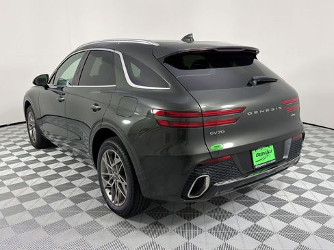 Used 2025 Genesis GV70 2.5T AWD/4WD image 3