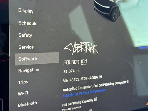 Used 2024 Tesla Cybertruck AWD Crew Cab image 20