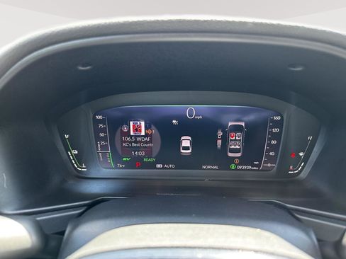 Used 2023 Honda Accord Touring image 13