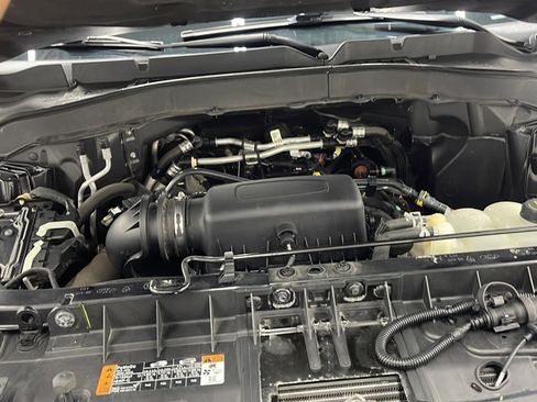 Used 2021 Ford Explorer 4WD image 25