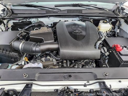 Used 2023 Toyota Tacoma TRD Off-Road w/ TRD Premium Off Road Package image 35