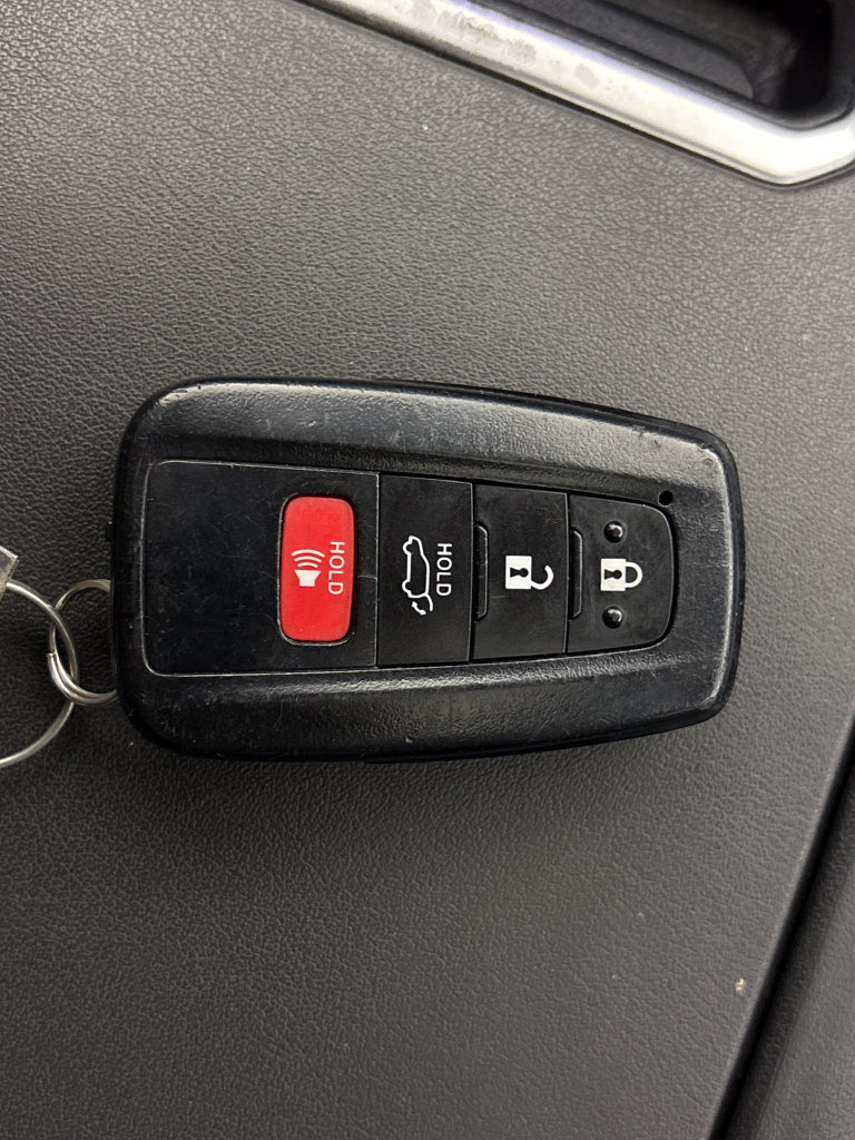 Used 2023 Toyota Highlander Limited AWD/4WD image 32