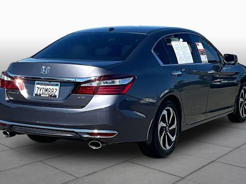 Used 2017 Honda Accord EX-L image 12