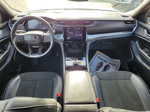 Used 2021 Jeep Grand Cherokee L Altitude image 10