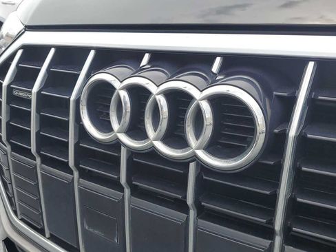 Used 2022 Audi Q3 2.0T Premium w/ Convenience Package AWD/4WD image 11