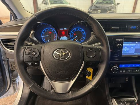 Used 2016 Toyota Corolla S image 12