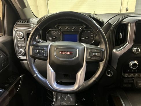 Used 2019 GMC Sierra 1500 SLT w/ SLT Premium Plus Package AWD/4WD image 17